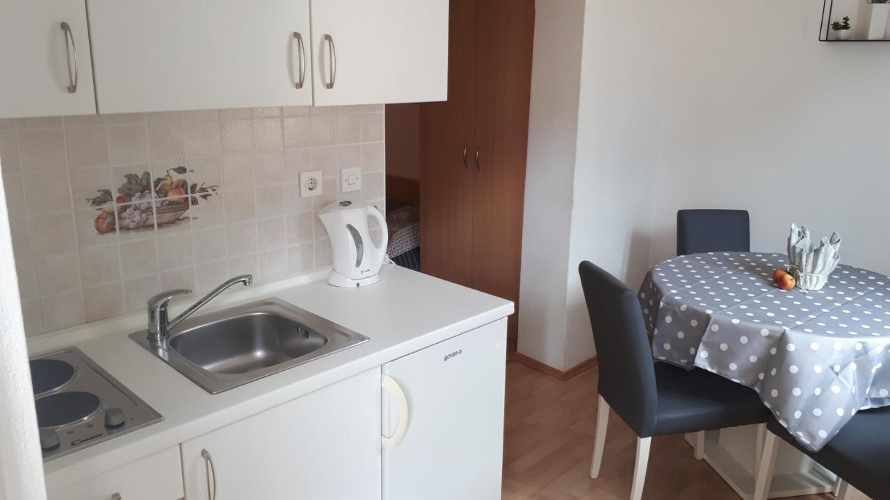 Apartmani Riba Makarska Exterior photo