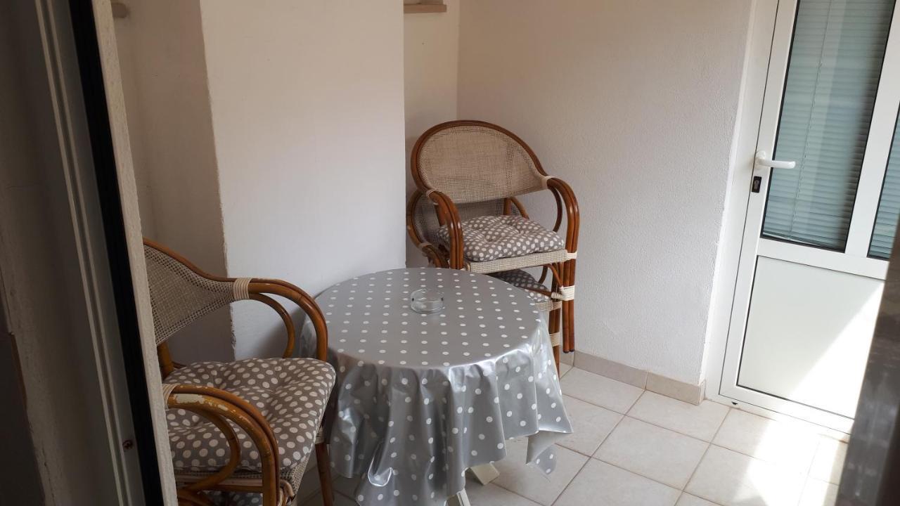 Apartmani Riba Makarska Exterior photo