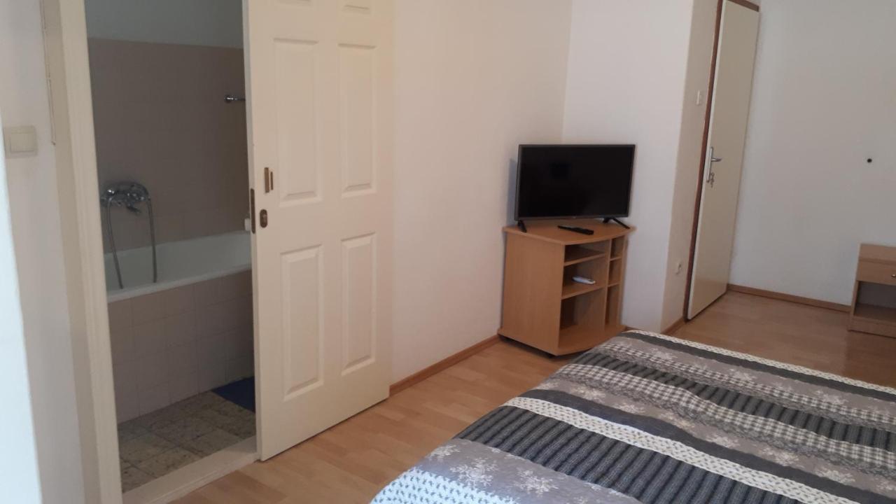 Apartmani Riba Makarska Exterior photo